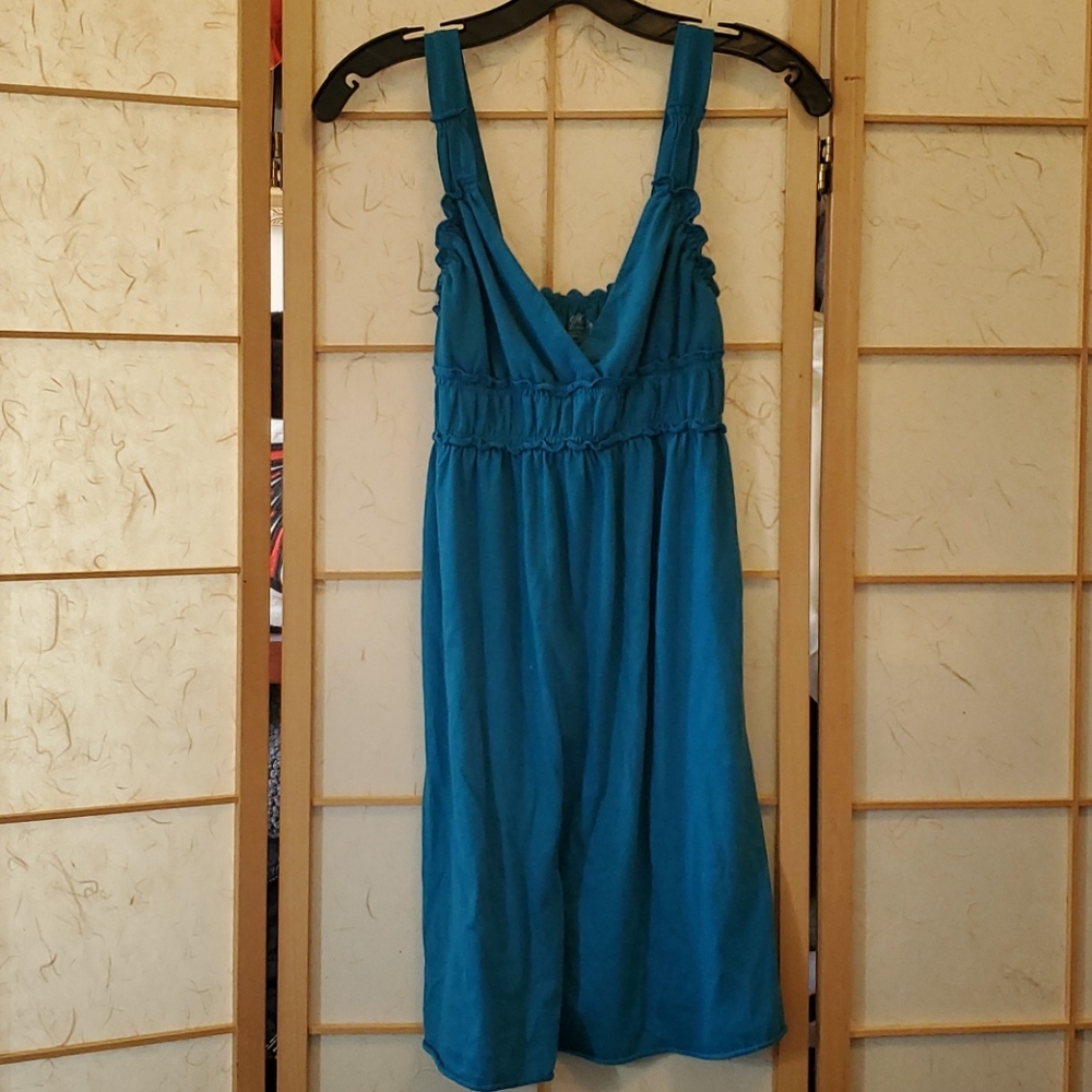 3/$25 Women Blue SO Summer Dress in a Size Medium